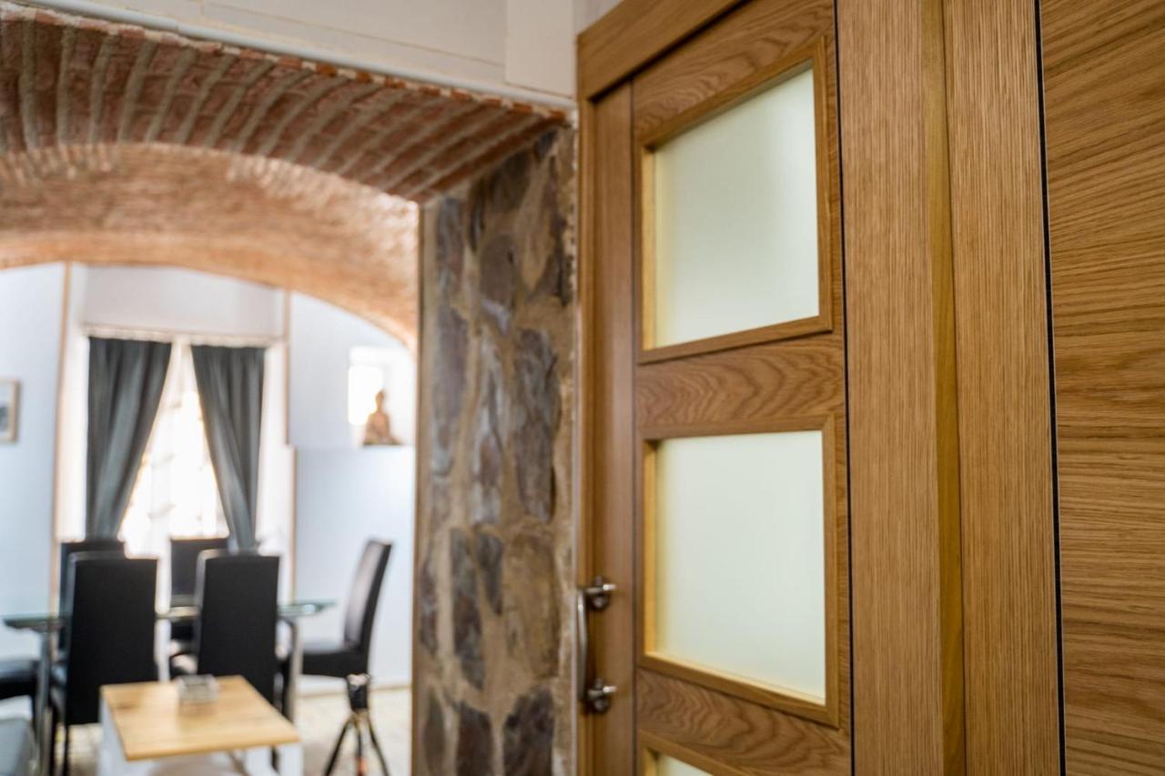 Art & Suite Apartment Caceres Luaran gambar
